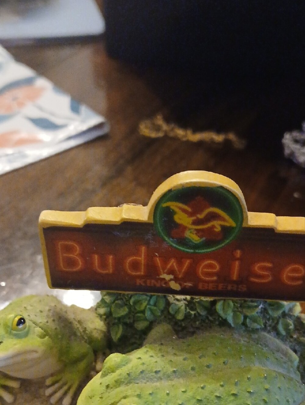 Budweiser Green Frog Pond Habitat Accent with Red Logo Great For Man Cave - Picture 7 of 8